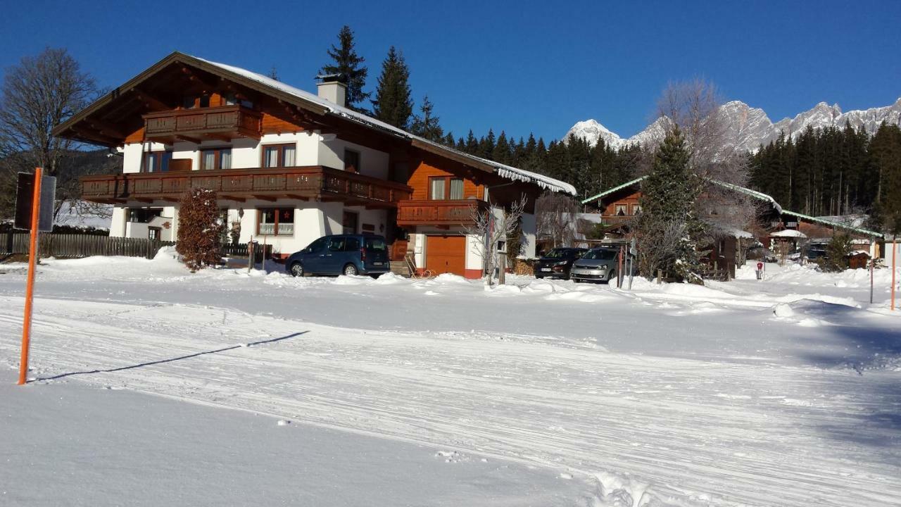 Haus Ferienglueck Apartamento Ramsau am Dachstein Exterior foto